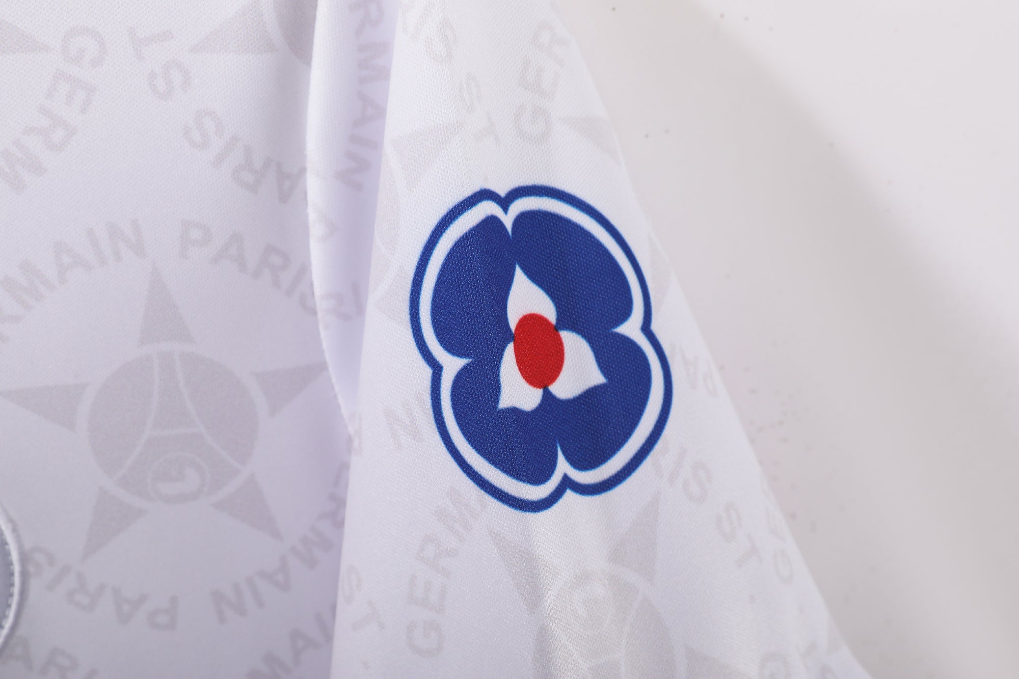 1995-1996 PSG Away Retro Shirt