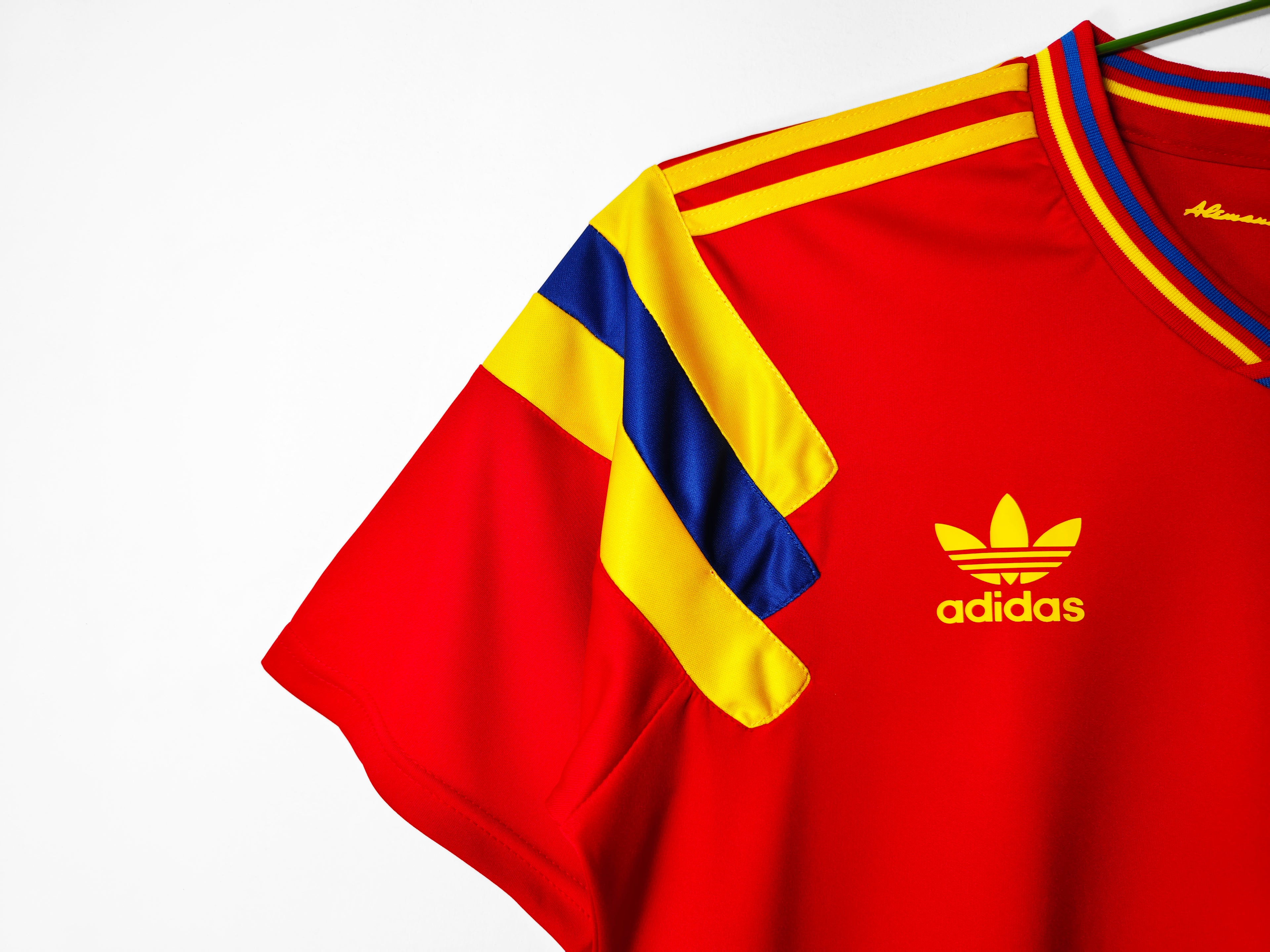 1990 Colombia Away Retro Shirt