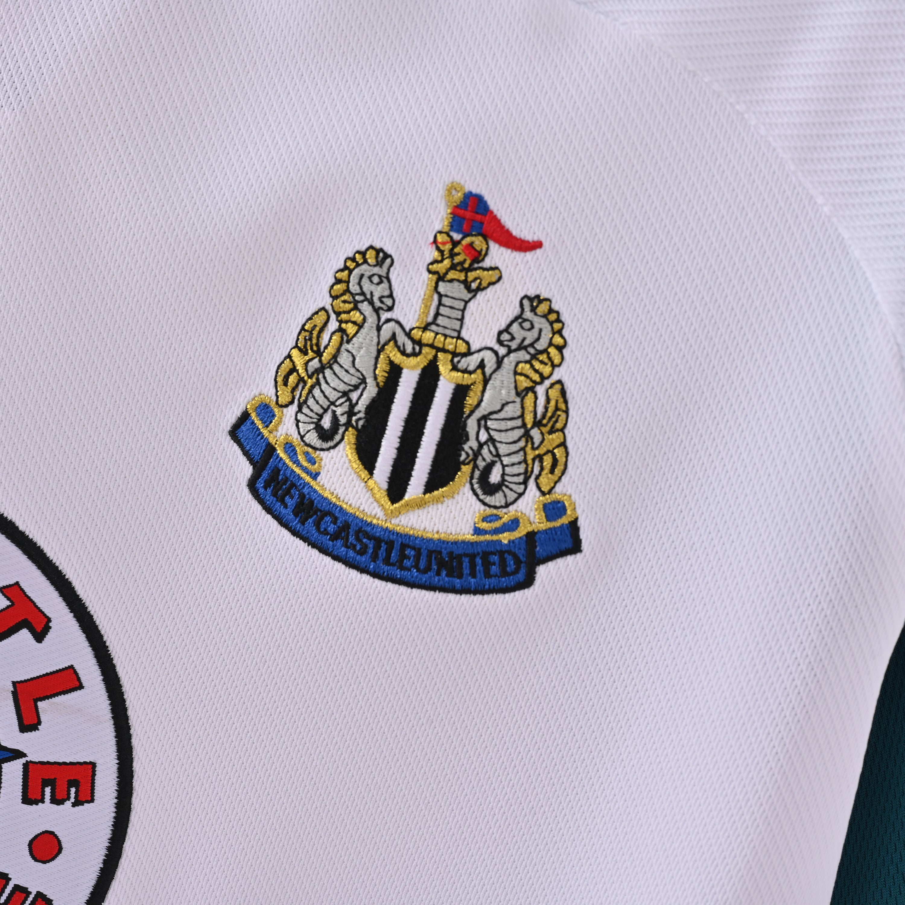 1999-2000 Newcastle Away Retro Shirt
