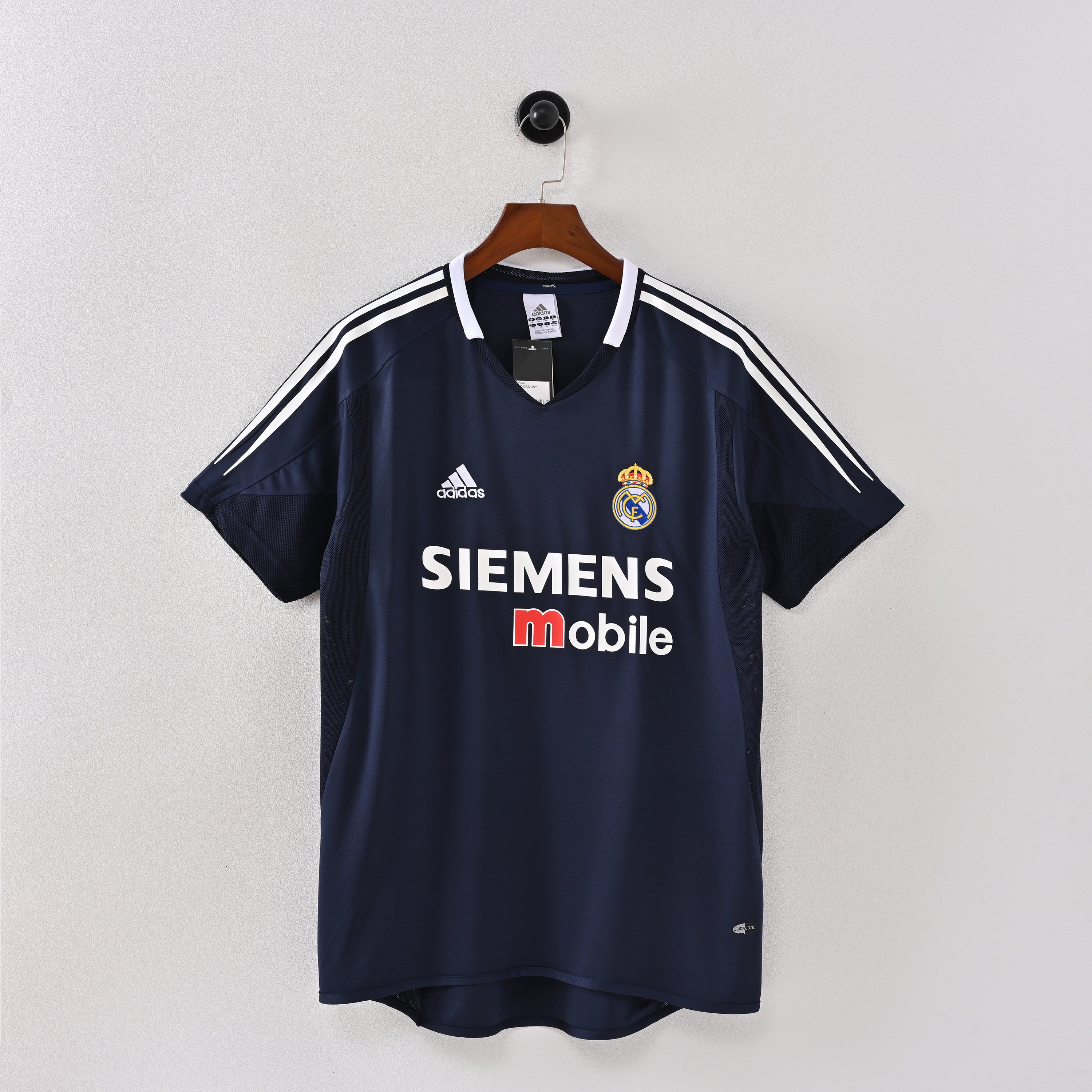 2004-2005 Real Madrid Away Retro Shirt