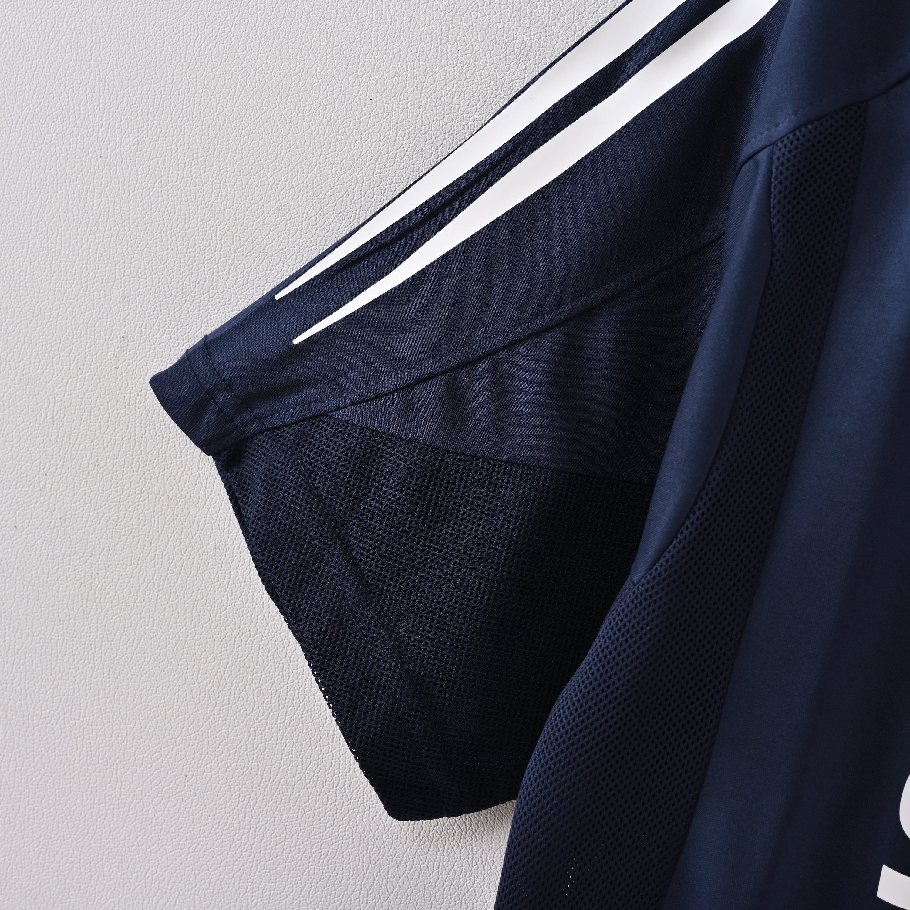 2004-2005 Real Madrid Away Retro Shirt